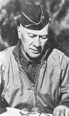 Portrait de Lloyd Ralston Fredendall